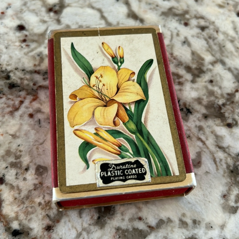 Deck of vintage Duratone plastic coated playing cards